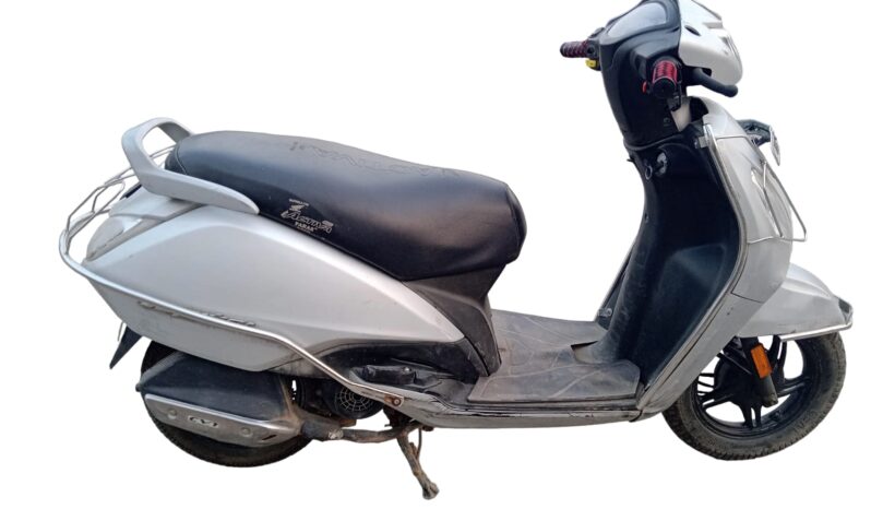 
								TVS JUPITER full									