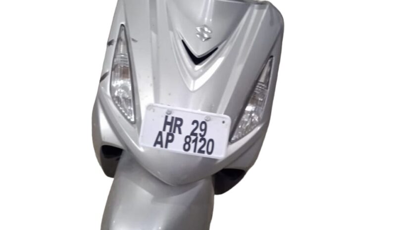 
								SUZUKI SWISH full									
