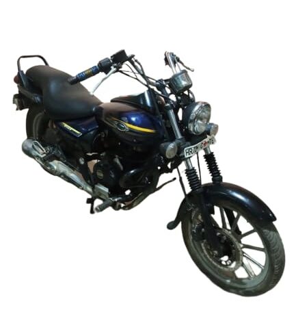 
								BAJAJ AVENGER 150 STREET full									