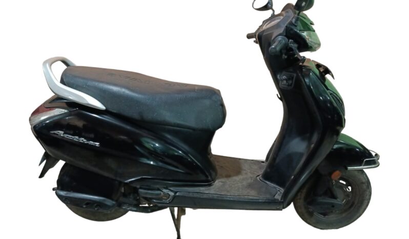 
								HONDA ACTIVA full									
