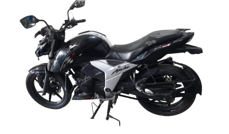 
								TVS APACHE RTR full									