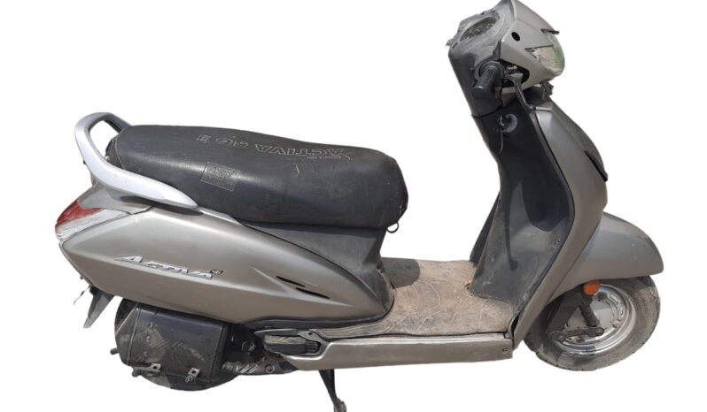 
								HONDA ACTIVA full									