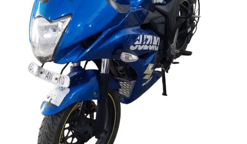 
								SUZUKI GIXXER full									