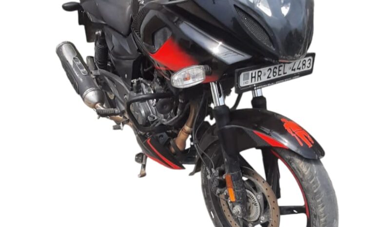 
								BAJAJ PULSAR 220F full									