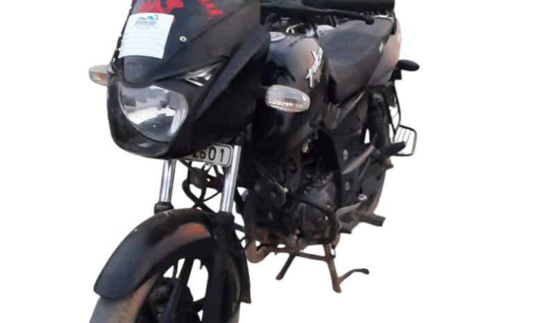 
								BAJAJ PULSAR 150 full									