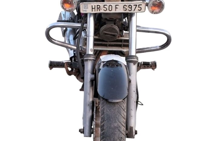 
								BAJAJ AVENGER 160 full									