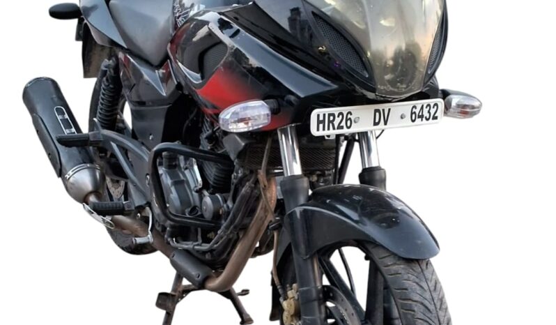 
								BAJAJ PULSAR 220F full									