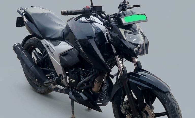 
								APACHE RTR160 4V full									