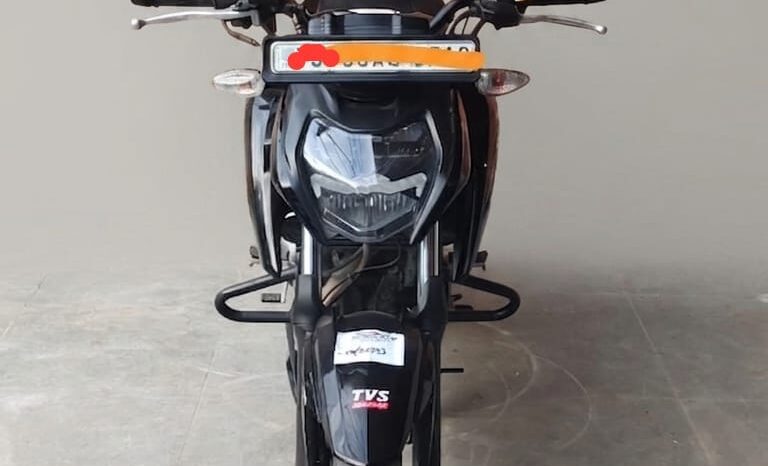 APACHE RTR160 4V